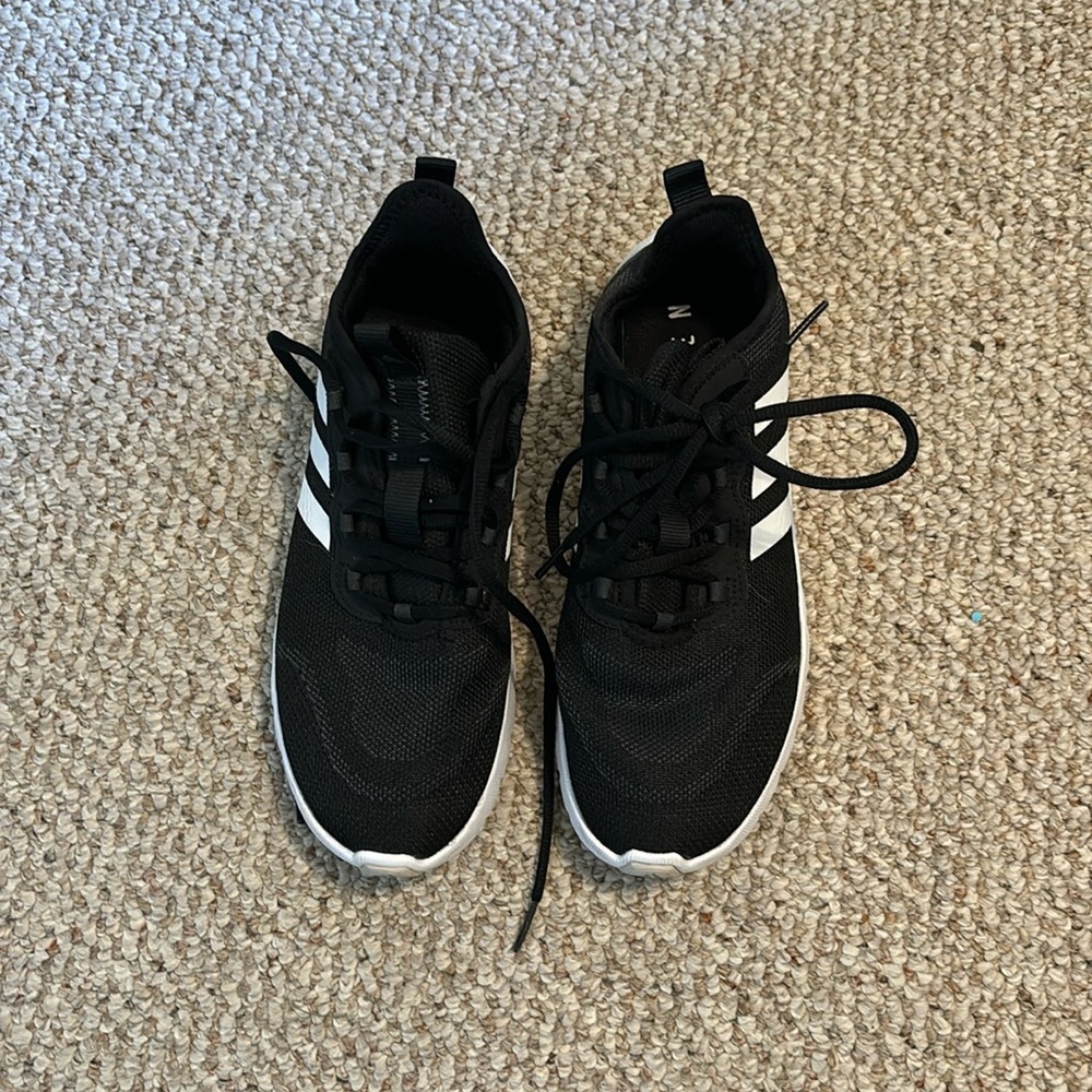 Adidas Nario Move shoes. Size 7.5